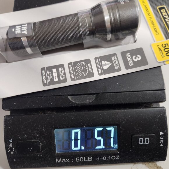 Defiant Aluminum Flashlight 500 Lumens 3 Modes Spot Flood Adjustable Beam Water - Picture 7 of 7